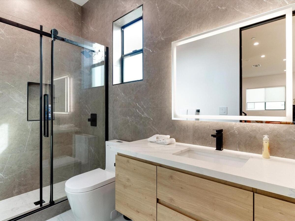 Casa de férias Modern Luxe Retreat Six-bedroom