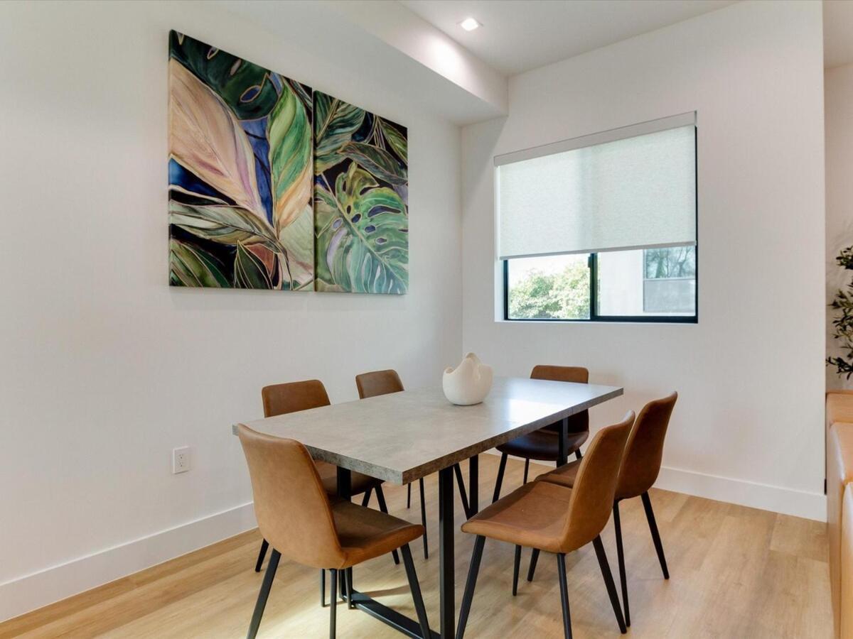 Modern Luxe Retreat Six-bedroom Casa de férias Los Angeles