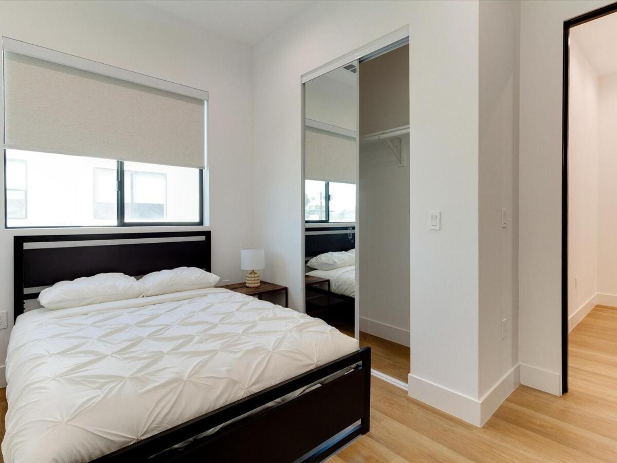 Modern Luxe Retreat Six-bedroom