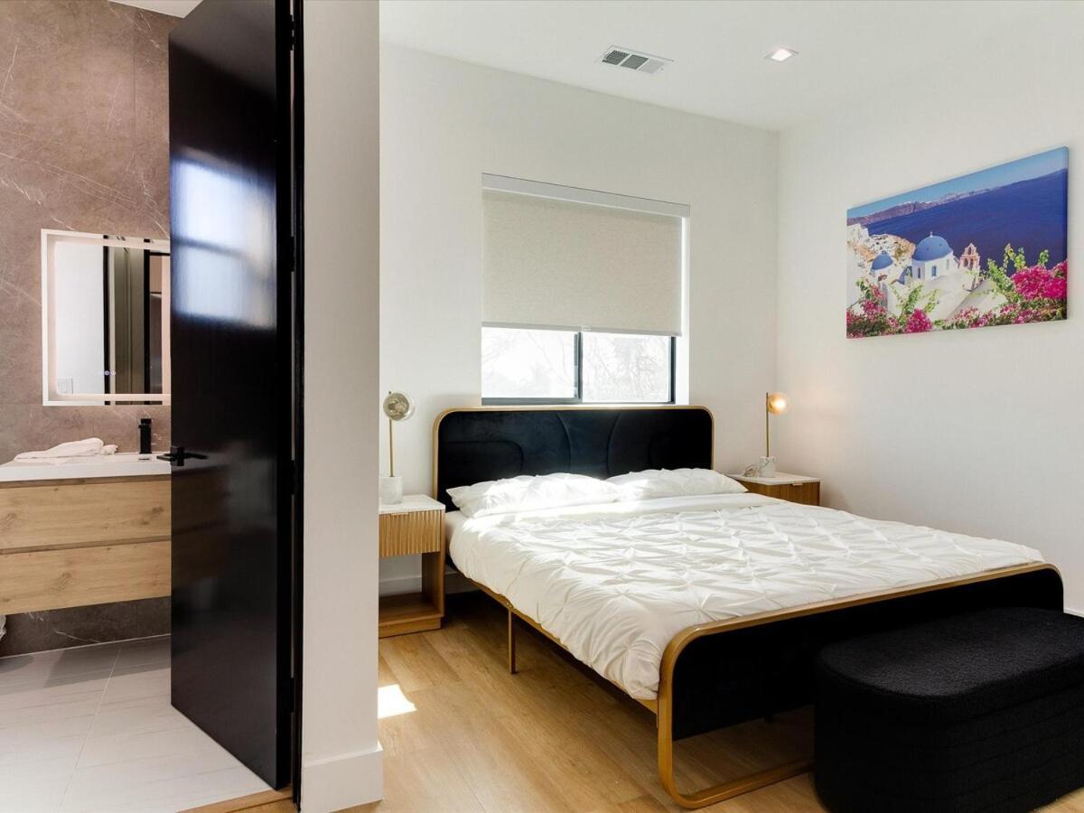 Modern Luxe Retreat Six-bedroom Casa de férias *